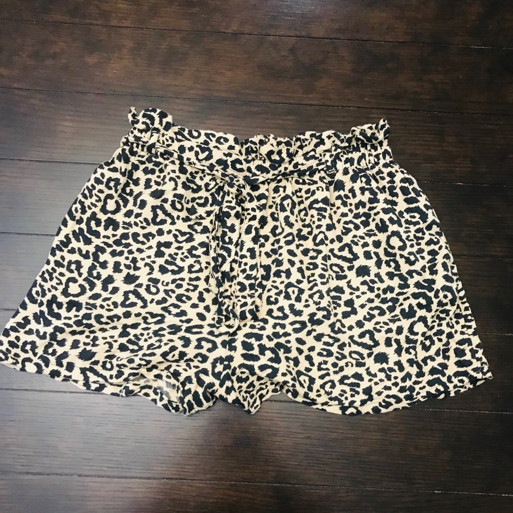 Cheetah print shorts🐆